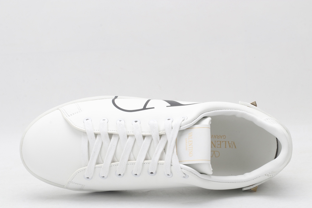 VA1ENTIN0 sneaker